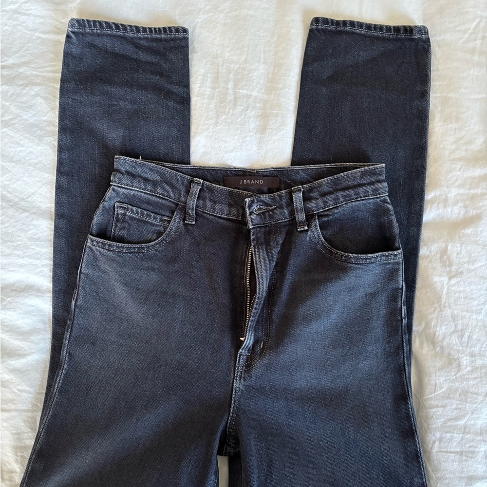 J Brand Blue Classic Wash Jeans with Contrast Stitching - Picture 3 of 10